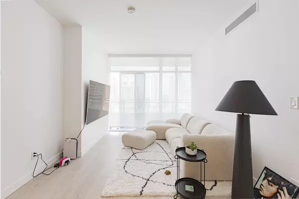 Burnaby, BC V5C 0L9,2288 Alpha AVE #10xx