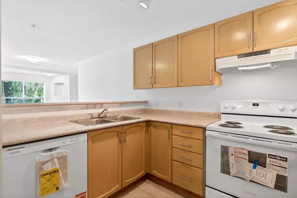 Port Coquitlam, BC V3C 1X8,2435 Welcher AVE #105