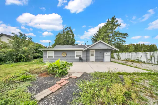 11394 240 ST, Maple Ridge, BC V2W 0B4
