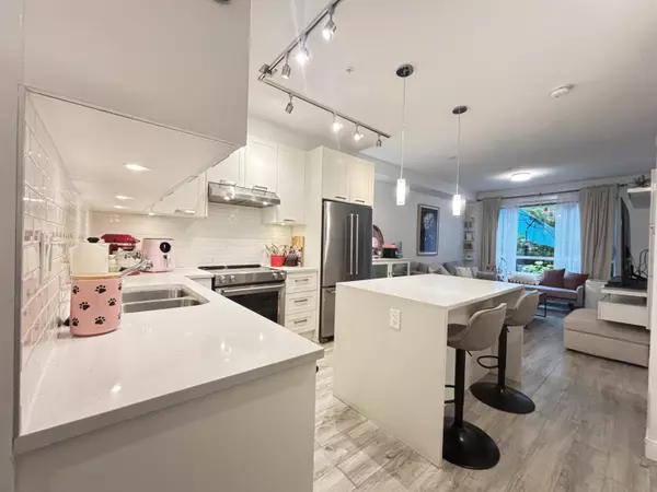 Langley, BC V3A 0L8,5638 201a ST #109