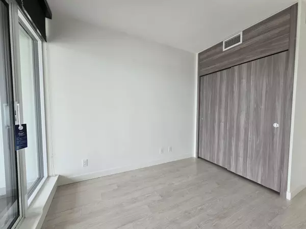 Burnaby, BC V5C 0N2,4890 Lougheed Hwy #28xx