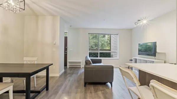 Burnaby, BC V5H 0E6,3728 Thurston ST #8