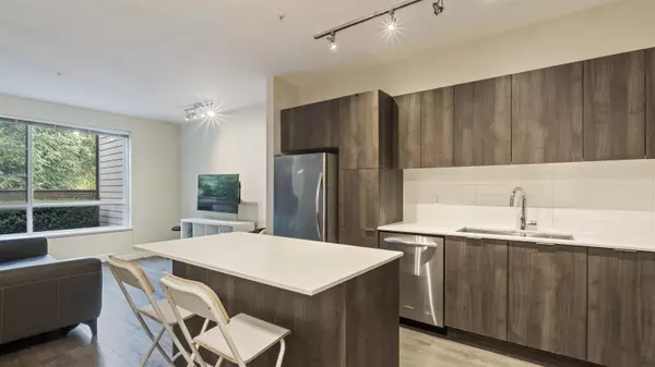 Burnaby, BC V5H 0E6,3728 Thurston ST #8