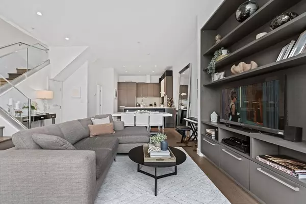 Vancouver, BC V5Y 3T2,230 W 1 AVE