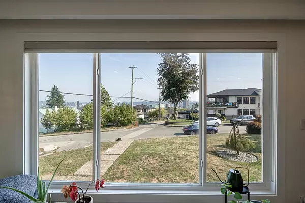 New Westminster, BC V3L 4P5,343 Churchill AVE