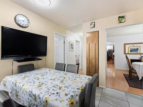 Coquitlam, BC V3J 5P1,540 Schoolhouse ST