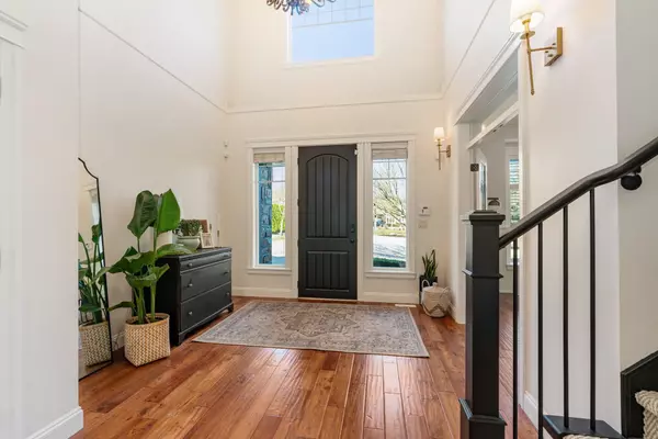 Surrey, BC V4N 5S5,9110 163a ST