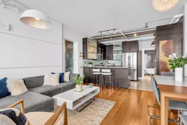 Vancouver, BC V6J 1R1,1529 W 6th AVE #211&212