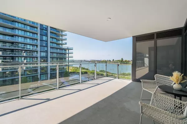 6833 Pearson WAY #417 Richmond, BC V7C 0E8