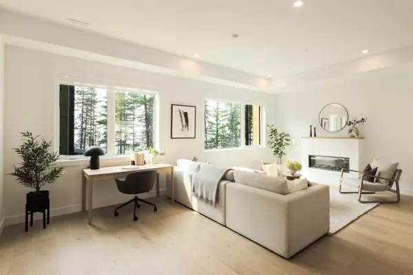 Squamish, BC V0V 0V0,1050 Finch DR #25
