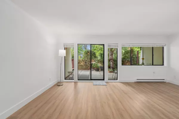 Burnaby, BC V5A 1R2,7307 Montecito DR #2