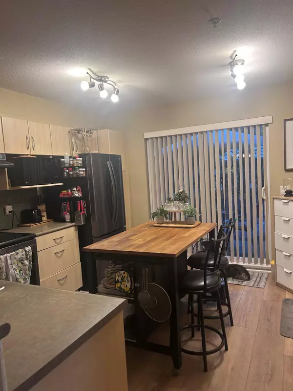 Langley, BC V2Y 3B5,6747 203 ST #107