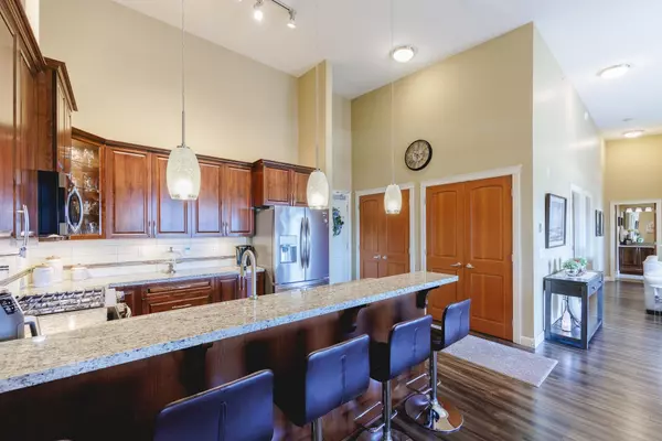 Abbotsford, BC V2T 0G7,32445 Simon AVE #618