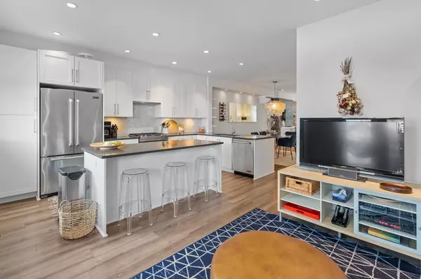 Surrey, BC V3Z 0V8,16447 24 AVE