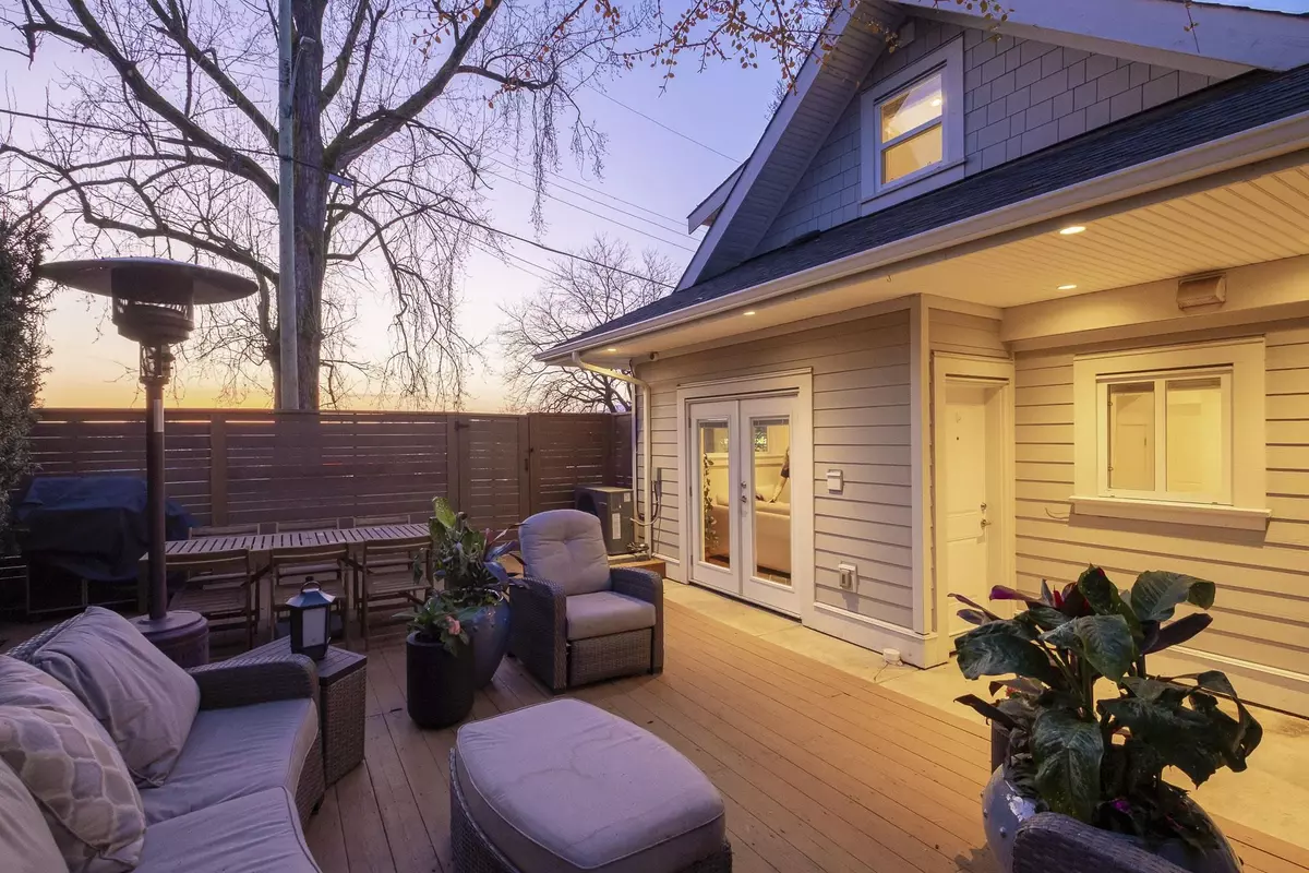 Vancouver, BC V5M 4A9,3217 Matapan CRES