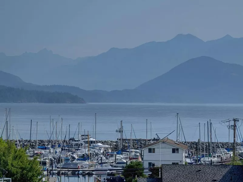 696 Trueman RD #40, Gibsons, BC V0N 1V8