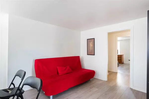 Vancouver, BC V5R 4K4,5195 Ruby ST