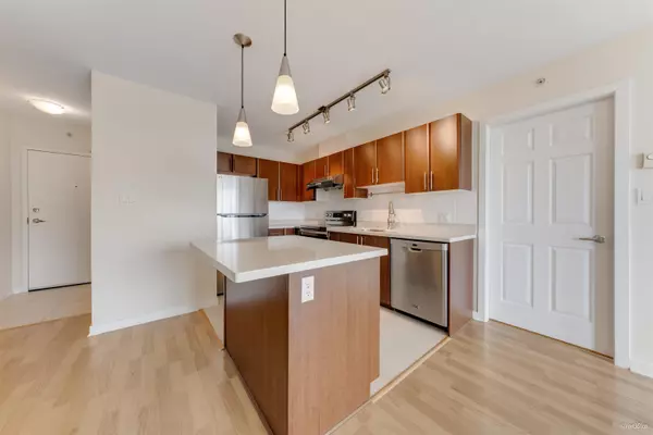 1178 Heffley CRES #3102 Coquitlam, BC V3B 0A7