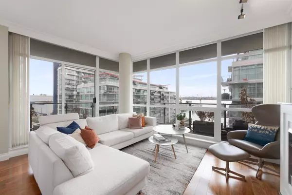 North Vancouver, BC V7L 0B4,162 Victory Ship WAY #804