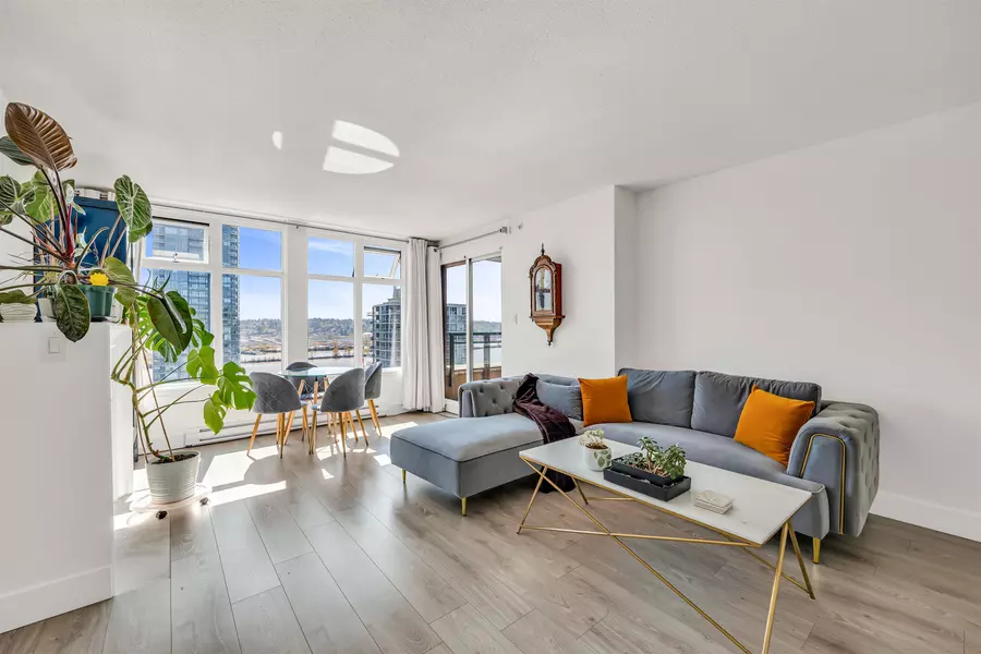 720 Carnarvon ST #1006, New Westminster, BC V3M 6S2