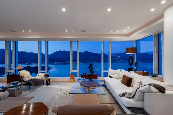 Vancouver, BC V6C 0B2,1011 W Cordova ST #4501