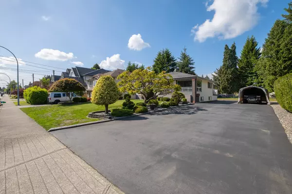 Pitt Meadows, BC V3Y 1G2,19569 116b AVE