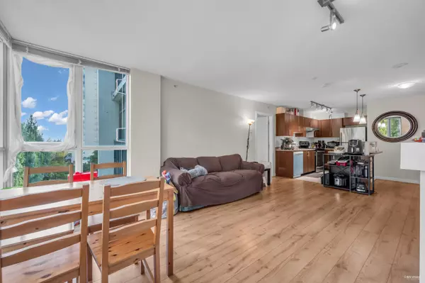 1178 Heffley CRES #303 Coquitlam, BC V3B 0A7