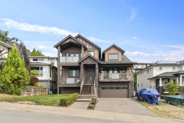 33833 Knight AVE, Mission, BC V2V 7C7