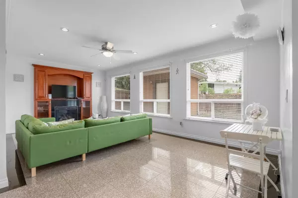 Delta, BC V4C 4Y4,7995 112a ST