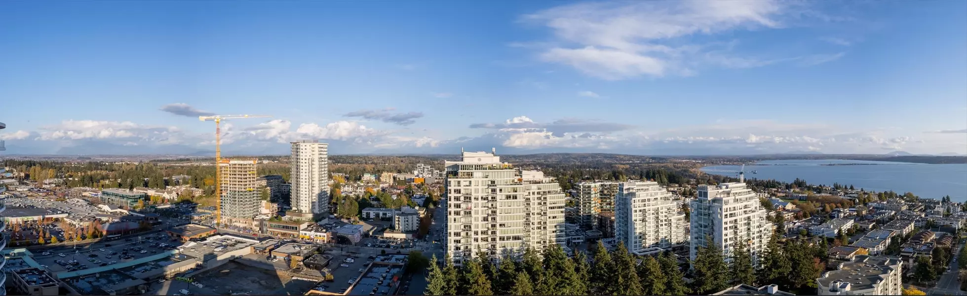 1475 Foster ST #2102, White Rock, BC V4B 3W7