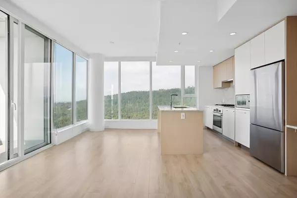 Coquitlam, BC V3J 0K7,567 Clarke RD #4201
