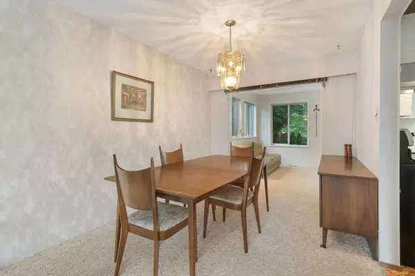 Delta, BC V4C 3Y8,11138 84b AVE