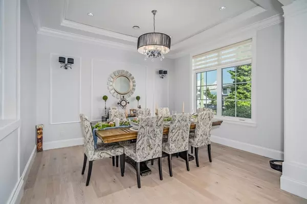 Burnaby, BC V5G 1W3,5506 Kincaid ST