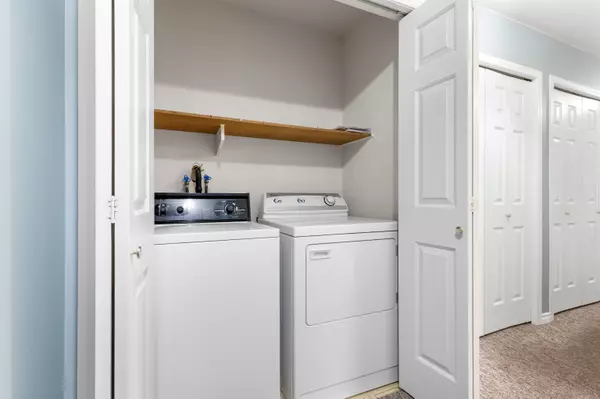 Abbotsford, BC V2S 6S6,32823 Landeau PL #306