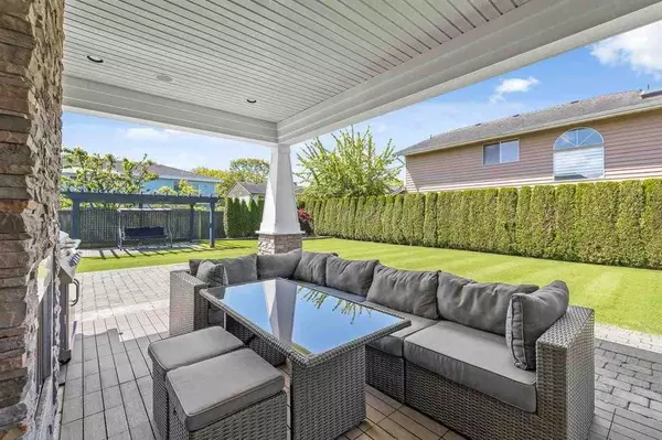 Richmond, BC V6Y 3N8,9280 Boyd CT