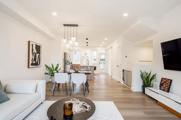 Surrey, BC V3Z 1J9,2350 165 ST #19