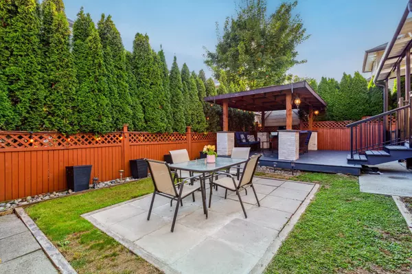 Surrey, BC V4N 5Y2,19358 73b AVE