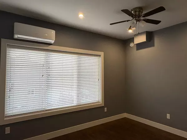 New Westminster, BC V3M 5E6,1309 Ewen AVE