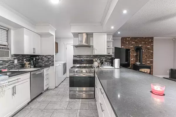 28712 58 AVE Abbotsford, BC V4X 2P6