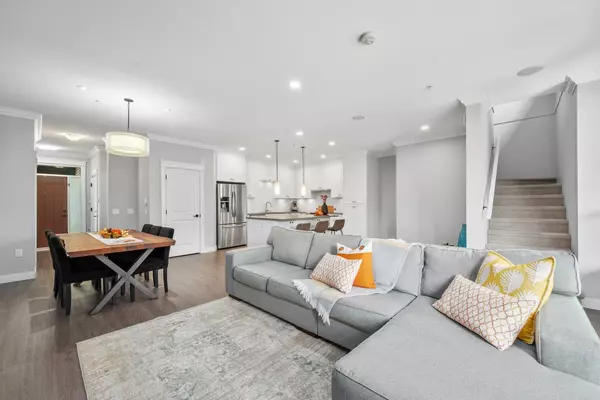 Maple Ridge, BC V2W 0J3,10525 240 ST #38