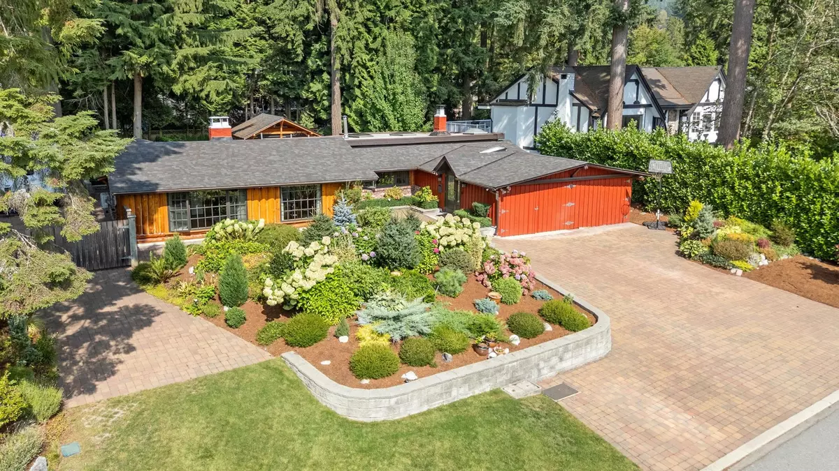 North Vancouver, BC V7H 1L7,2540 Boswell AVE