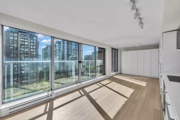 Vancouver, BC V6B 0M5,999 Seymour ST #1202