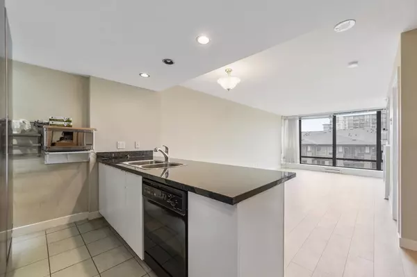 Richmond, BC V6Y 4J5,9180 Hemlock DR #605