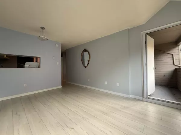 Richmond, BC V7C 4V2,8120 Colonial DR #225