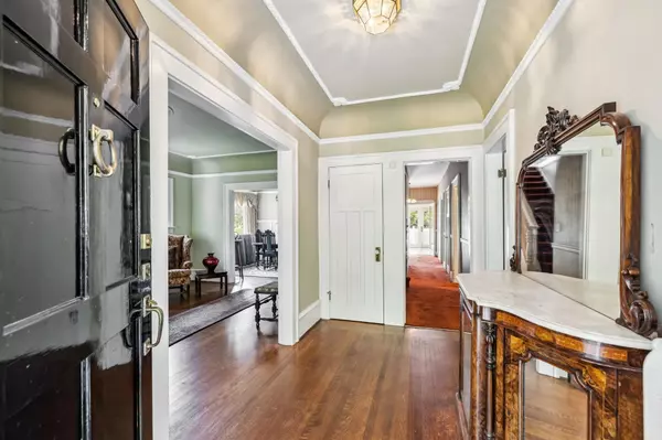 Vancouver, BC V6J 3P9,4349 Cypress ST