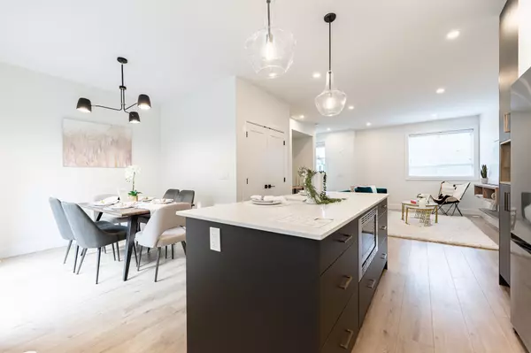 16358 23a AVE #7, Surrey, BC V3Z 1J7