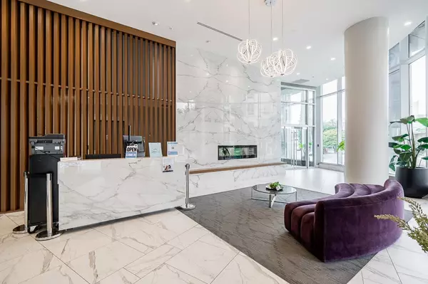 Burnaby, BC V5C 0L5,1788 Gilmore AVE #307