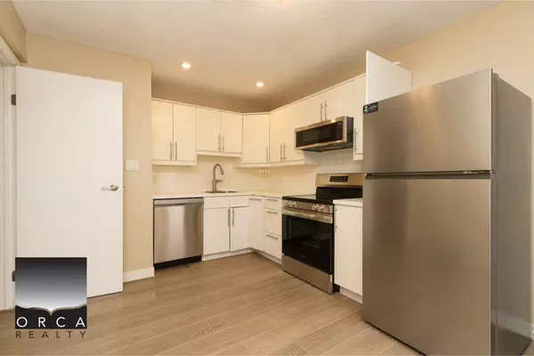 North Vancouver, BC V7M 2L4,2305 Western AVE