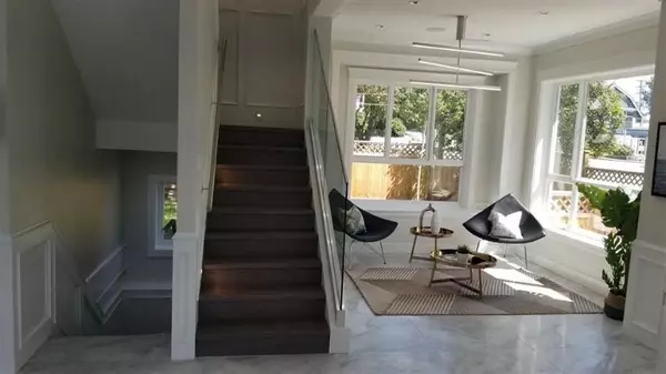 Vancouver, BC V5K 4T2,3699 Napier ST