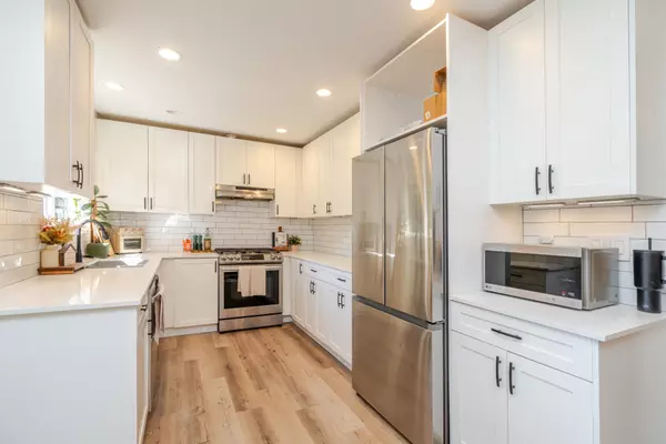 Mission, BC V2V 6V4,8528 Dunn ST